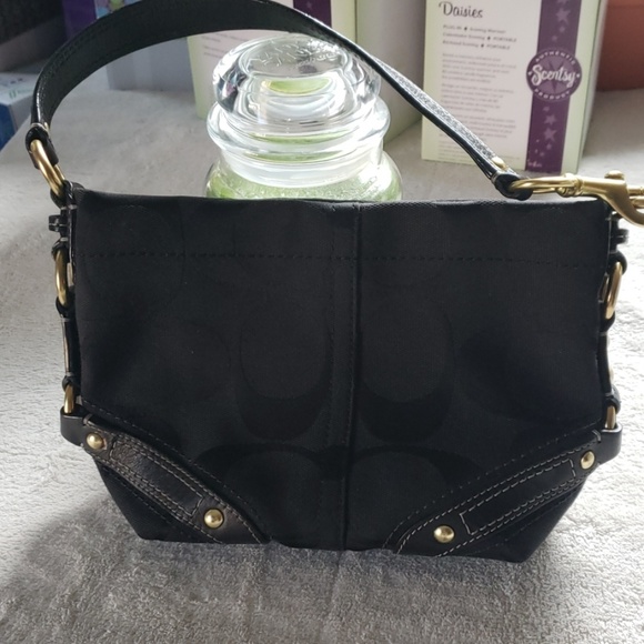Coach Handbags - Coach bag